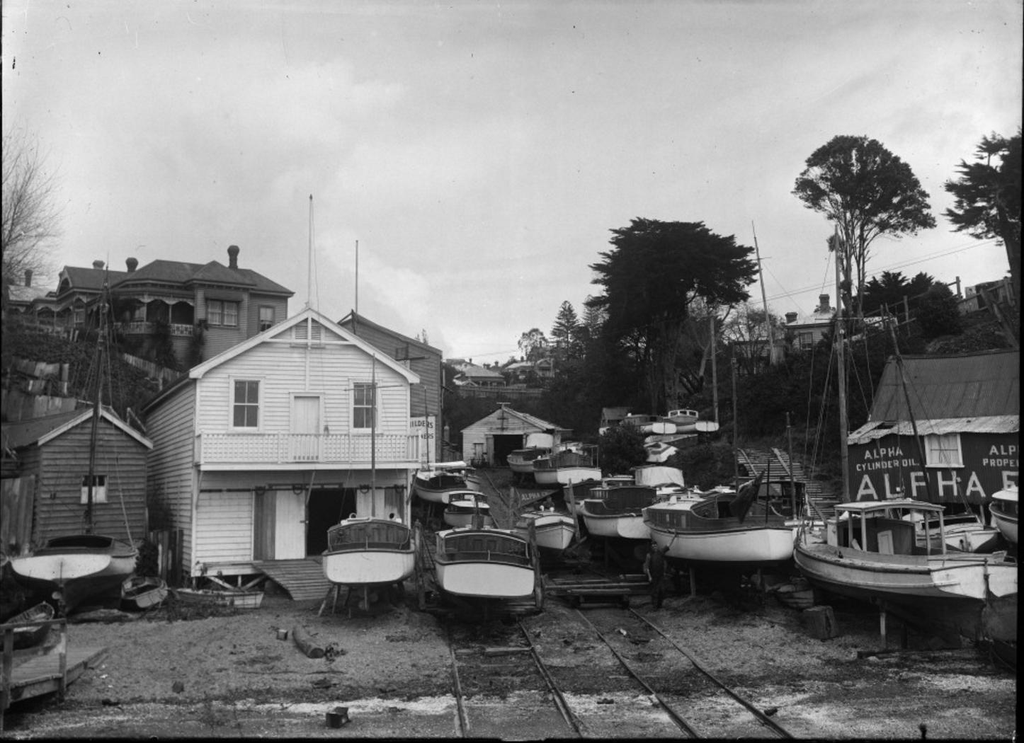 Boats and boatsheds in St Mary's Bay, Ponsonby. 1918. Sir George Grey Special Collections, Auckland Libraries.